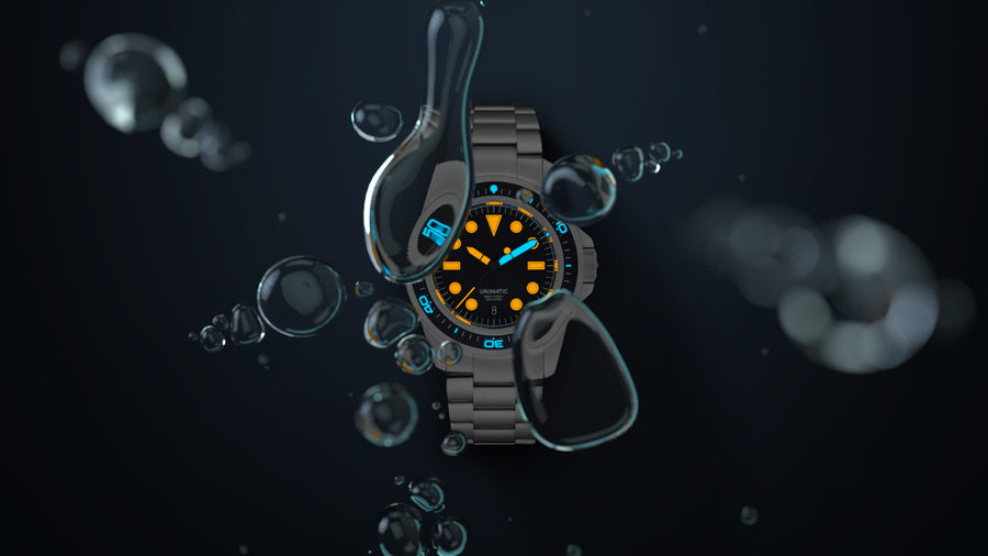 Professional diving watch