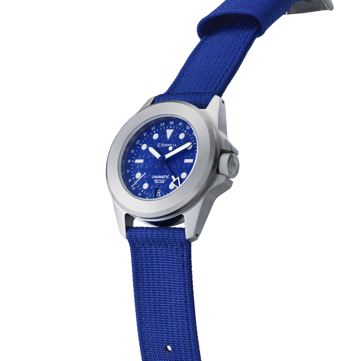 Modello Quattro U4-GMT-EMJDM