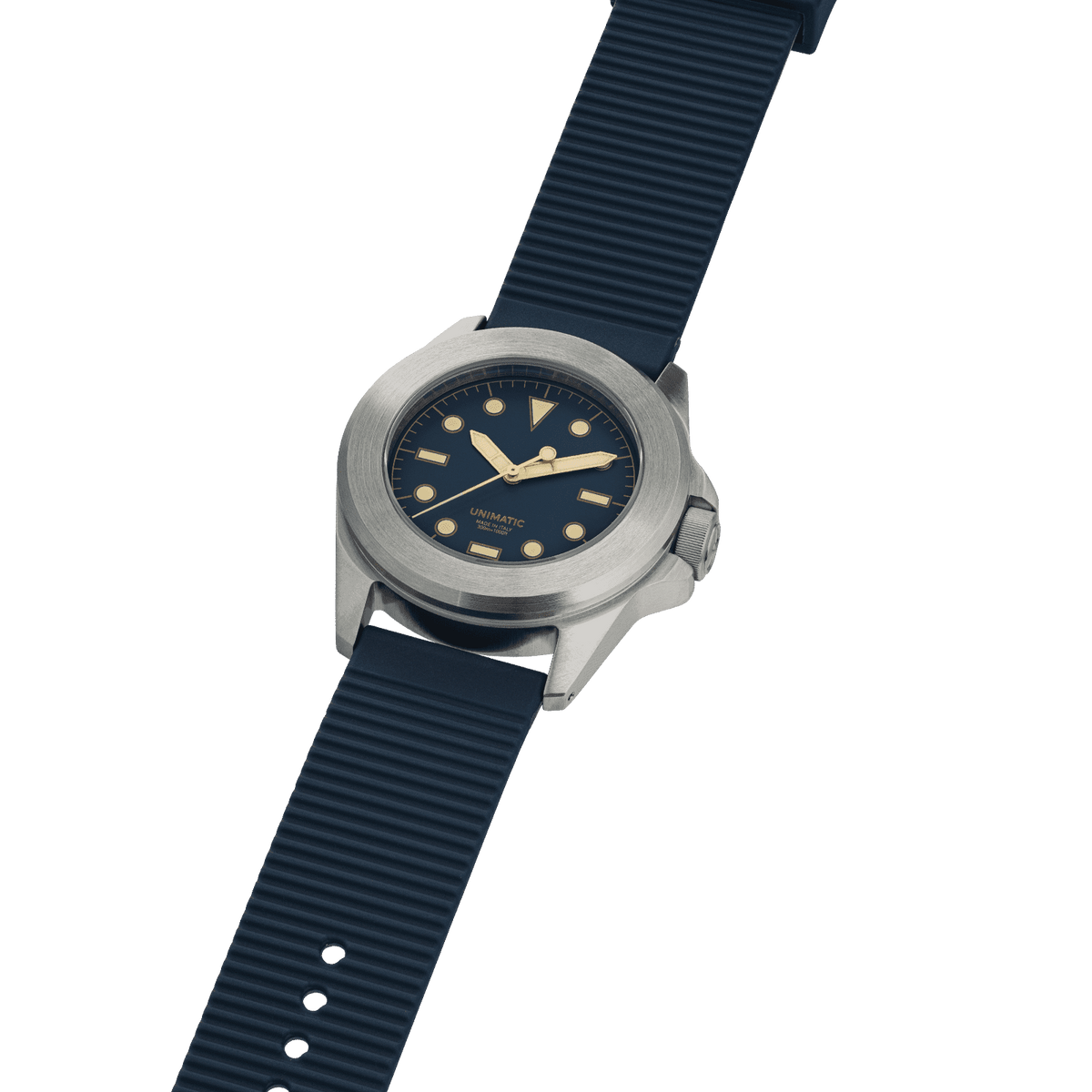 Modello Quattro U4S-8N