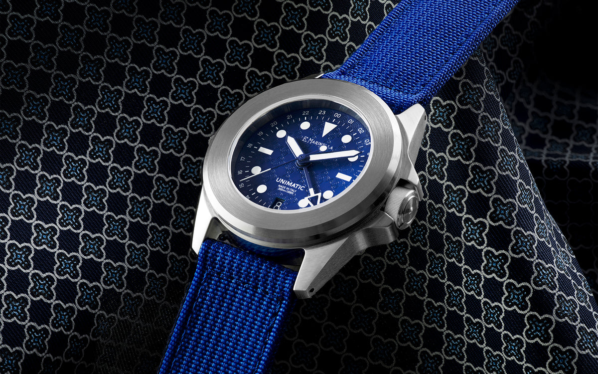 A distinctive blue dial meets dedicated GMT functionality.