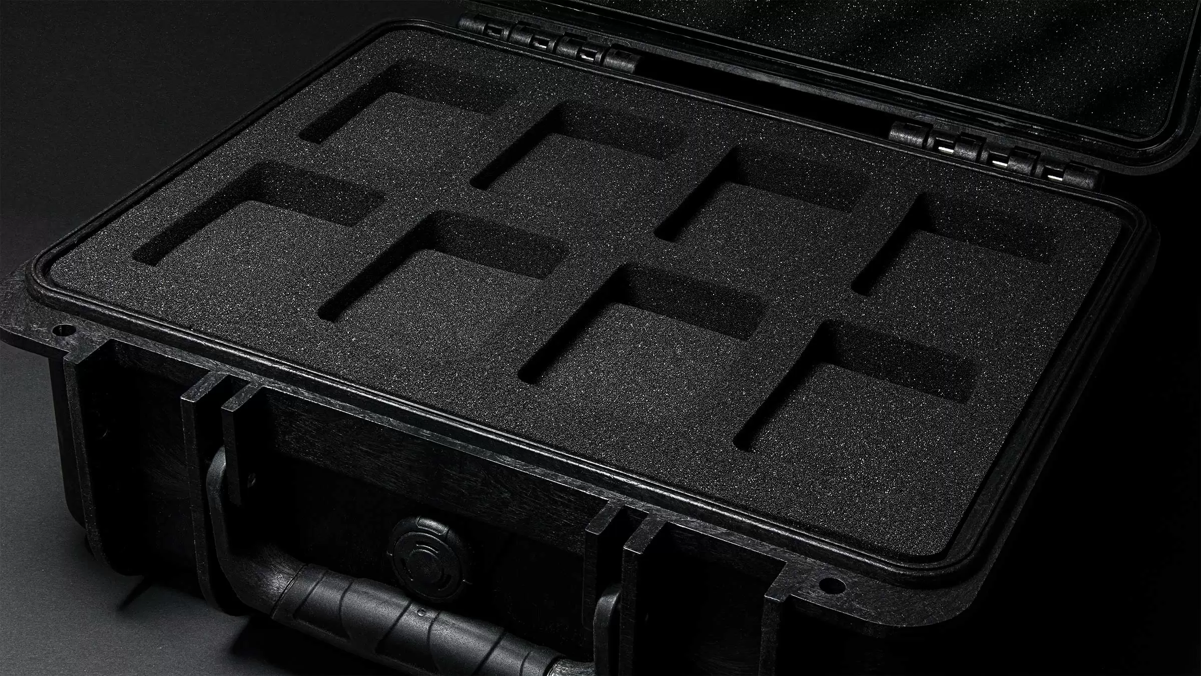 鳥*読様 UNIMATIC Tough Case - 8 Slot ウニマティッ UNIMATIC Tough Case – 8 Slot | Lifestyle | UNIMATIC watches