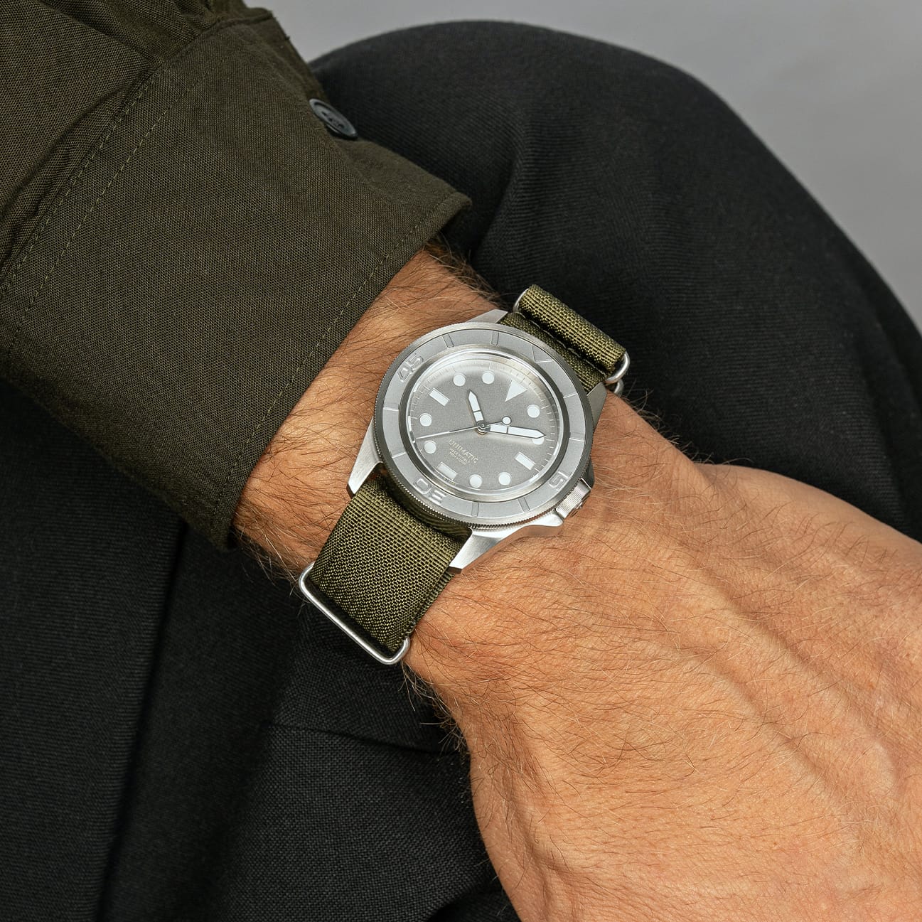 Wristshot_U1-AEG_1200x1200