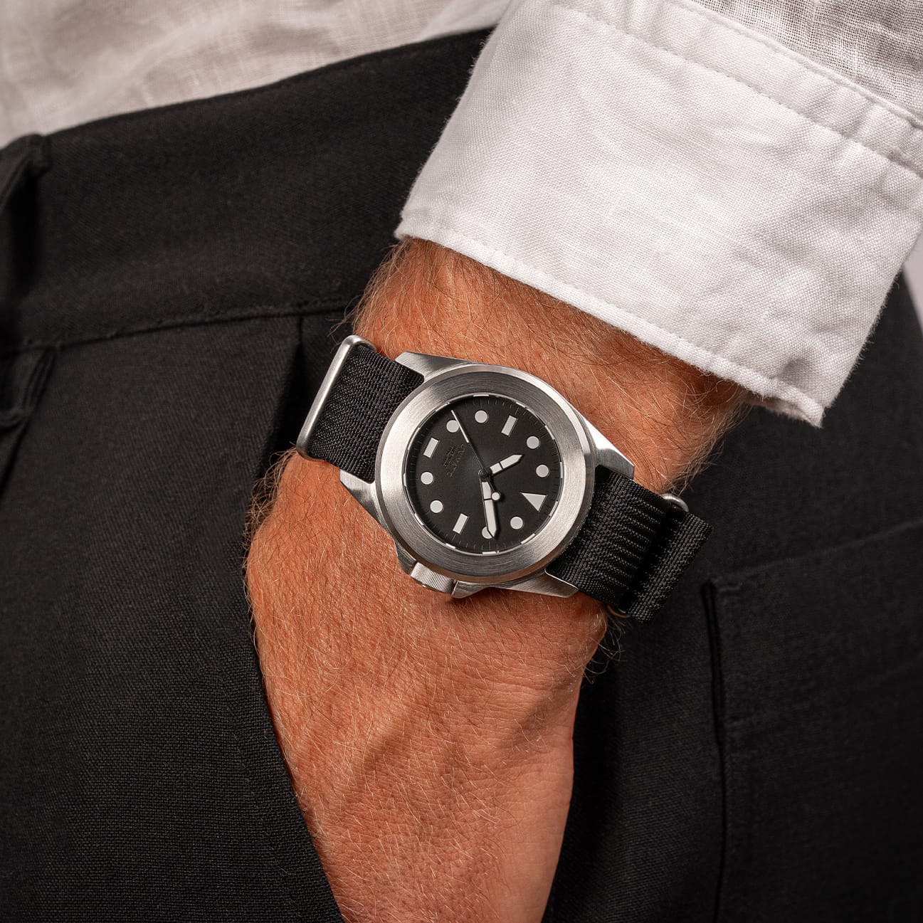 Wristshot_U4-AEB_1200x1200