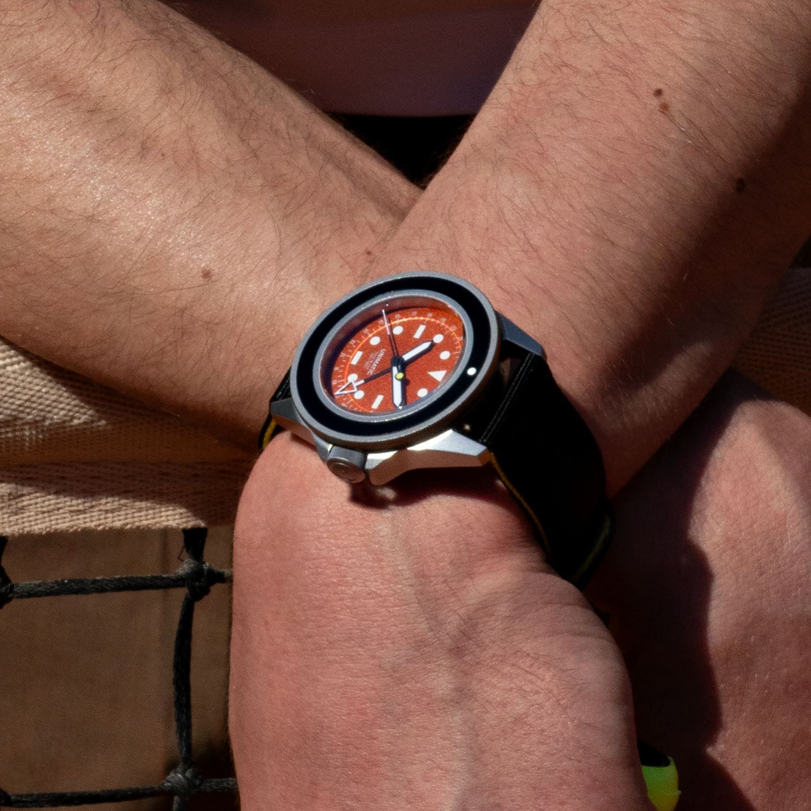 u1-gmt-tsp-wrist