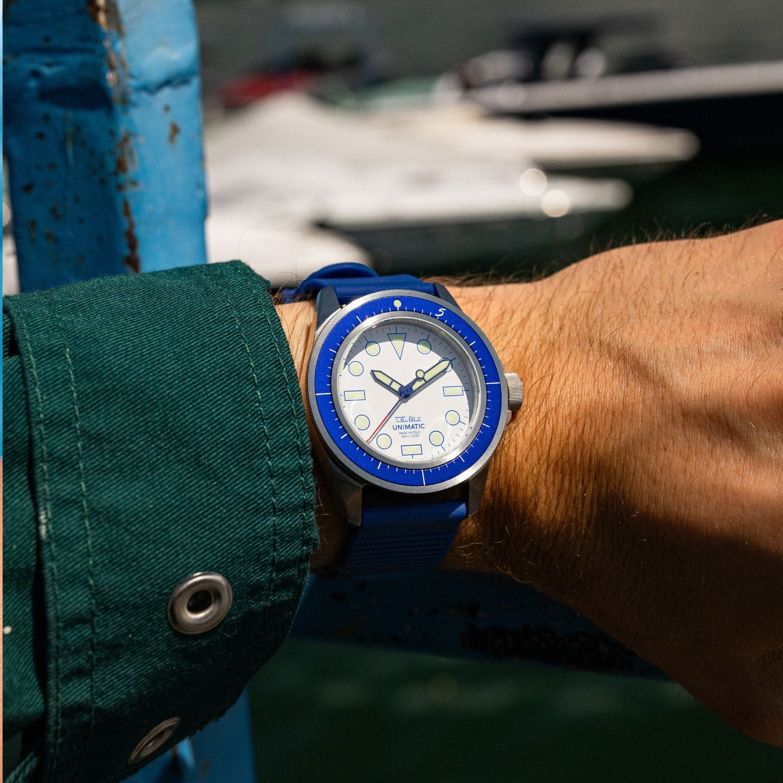 wristshot1_U1-TA
